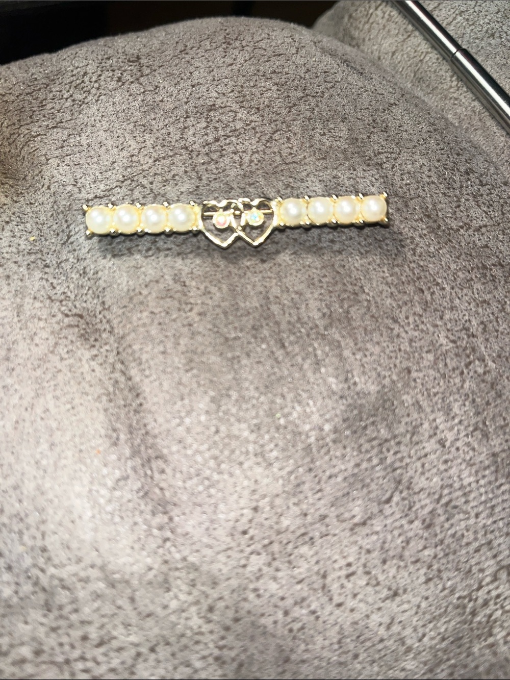 Sarah Coventry Gold Pearl Bar Pin with Double Heart Accent - Women's Jewelry